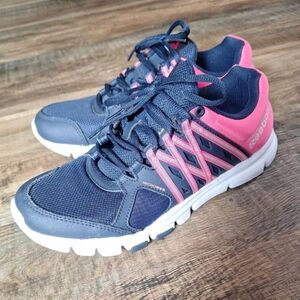 Reebok Microweb Sneaker Size 8.5